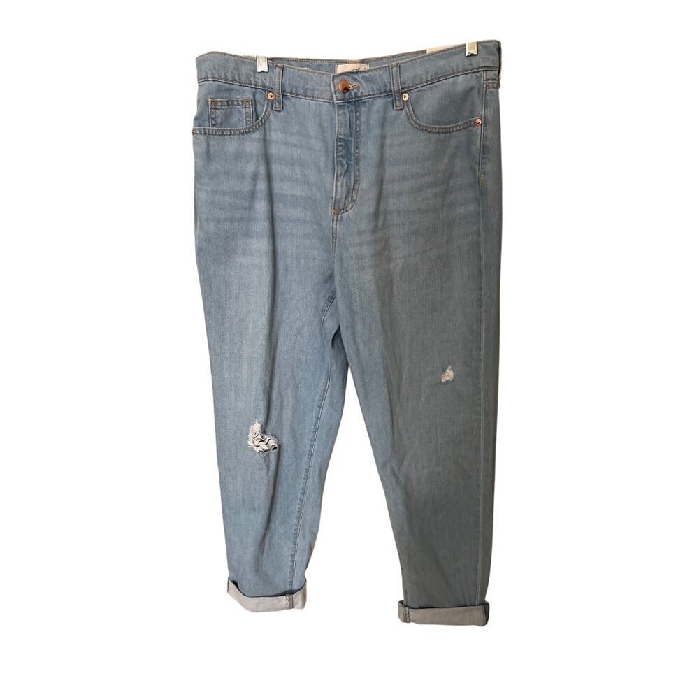 NEW Universal‎ Thread Womens Boyfriend Jeans Size 12/R Light Wash Denim